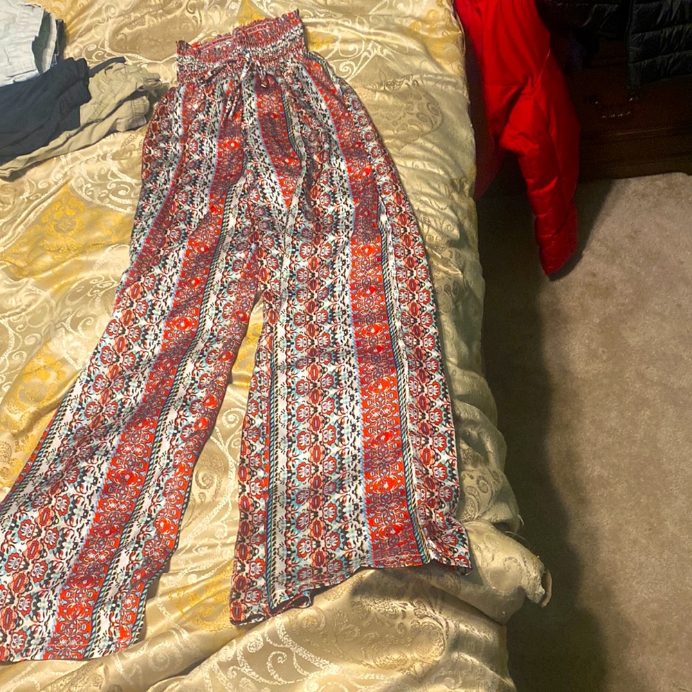 Cute pattern silky pants